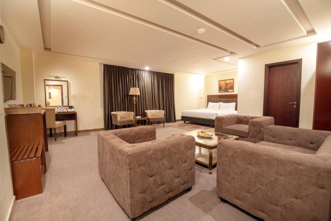 Hotel One Naran Kültér fotó