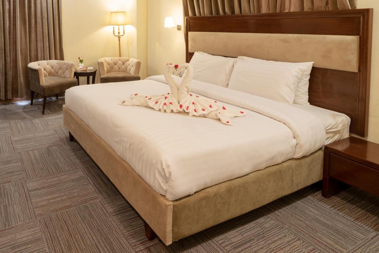 Hotel One Naran Kültér fotó
